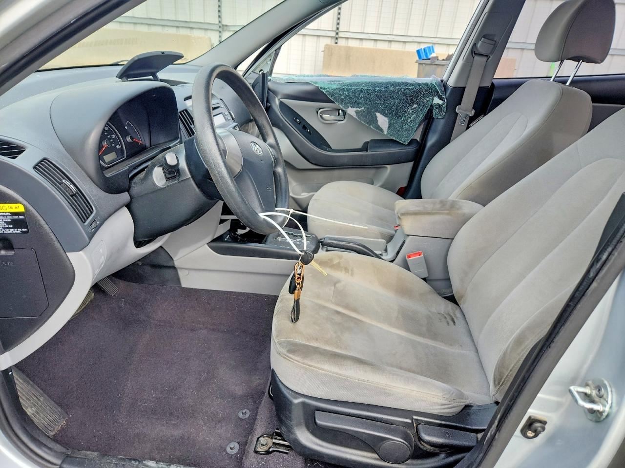2010 HYUNDAI ELANTRA GLS photo 19
