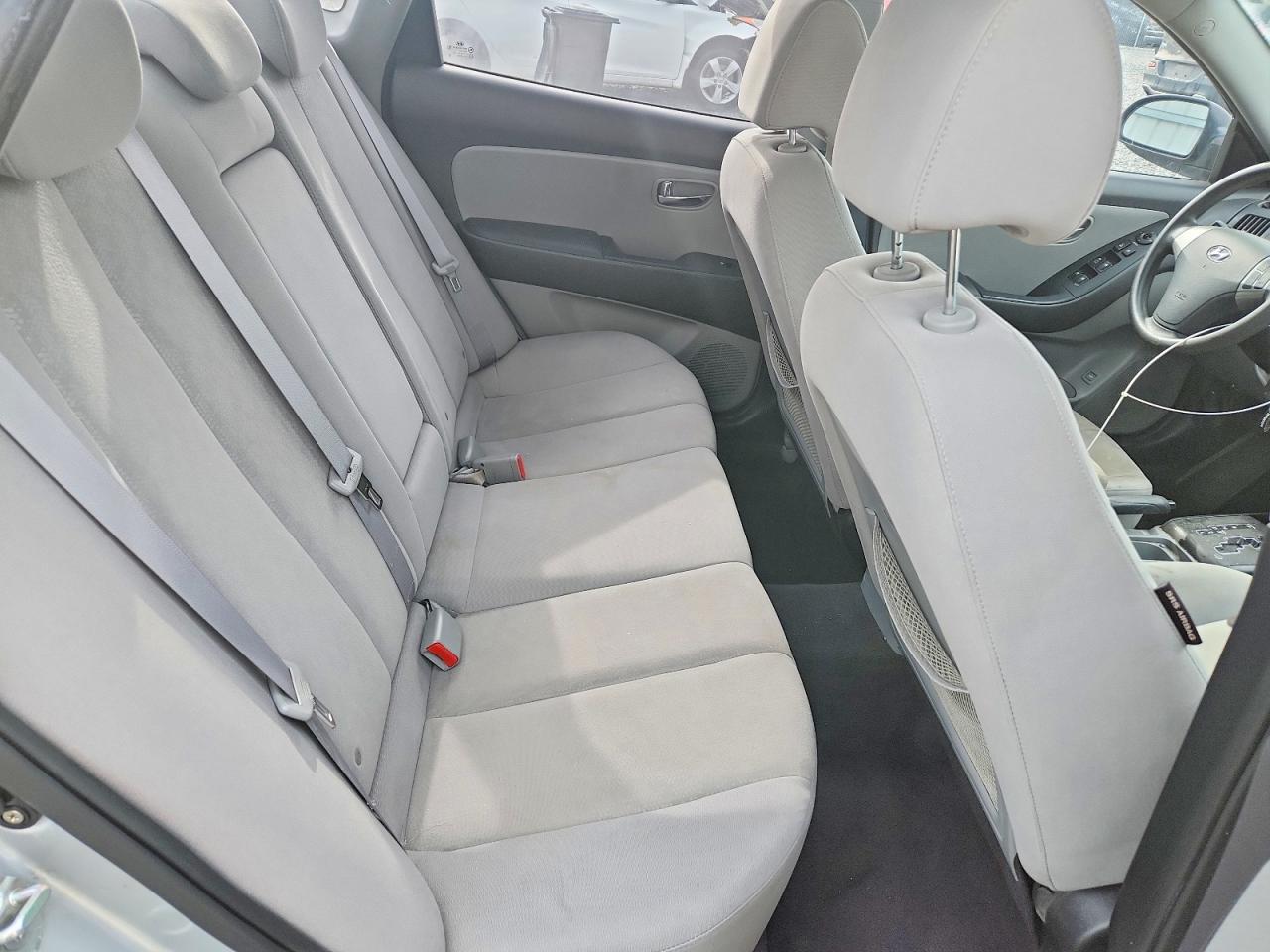 2010 HYUNDAI ELANTRA GLS photo 28