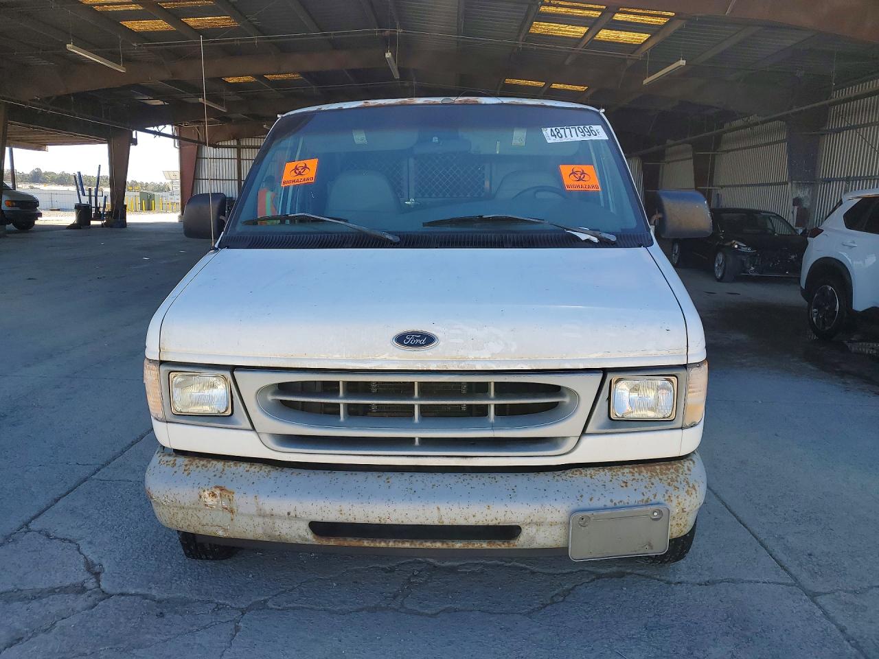 1999 FORD ECONOLINE E150 VAN photo 9