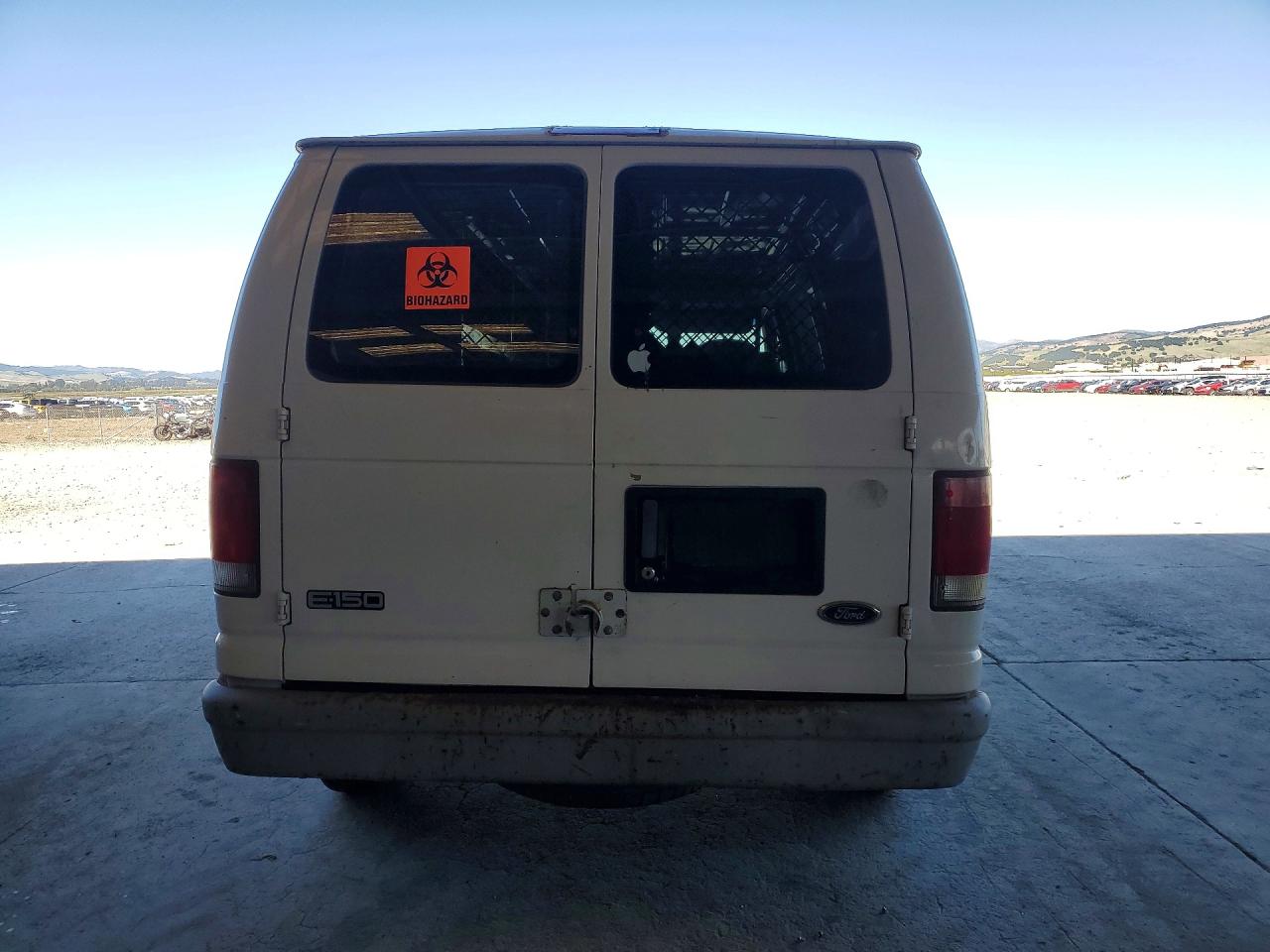 1999 FORD ECONOLINE E150 VAN photo 11