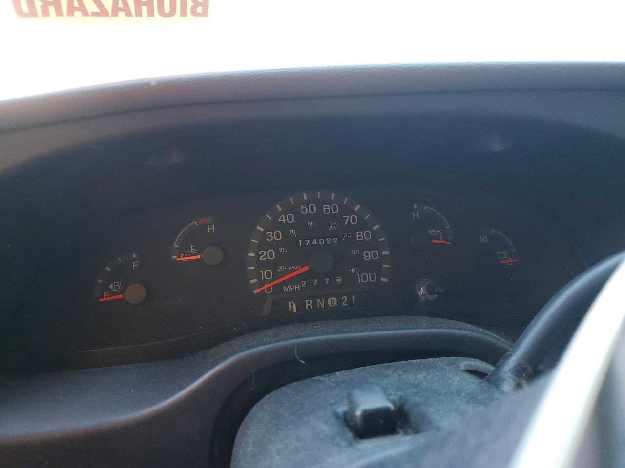 1999 FORD ECONOLINE E150 VAN photo 17