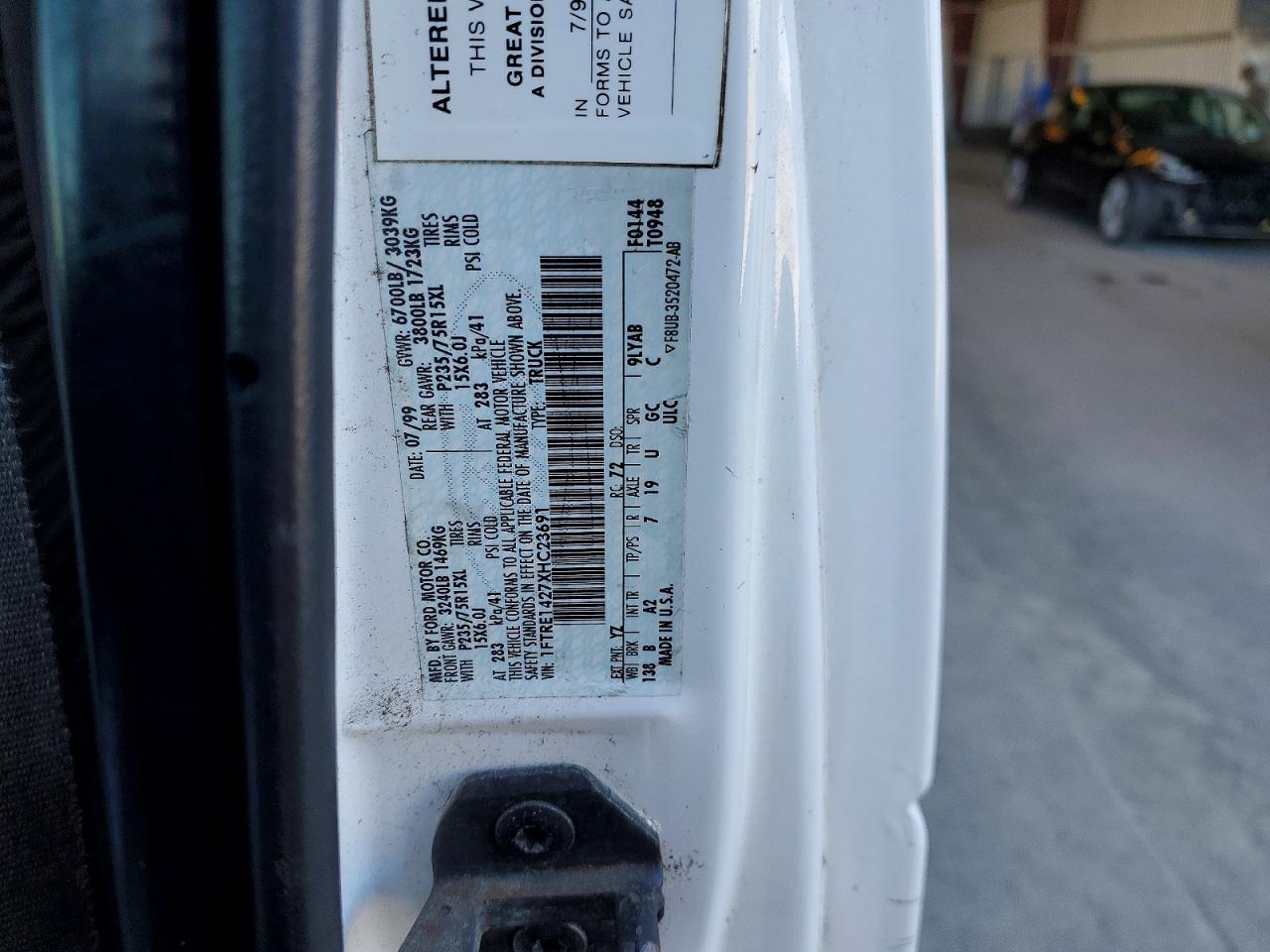 1999 FORD ECONOLINE E150 VAN photo 23