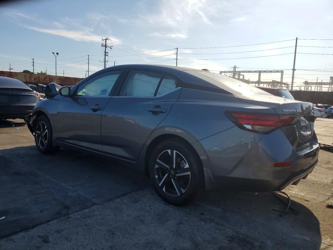 2025 NISSAN SENTRA SV photo 3