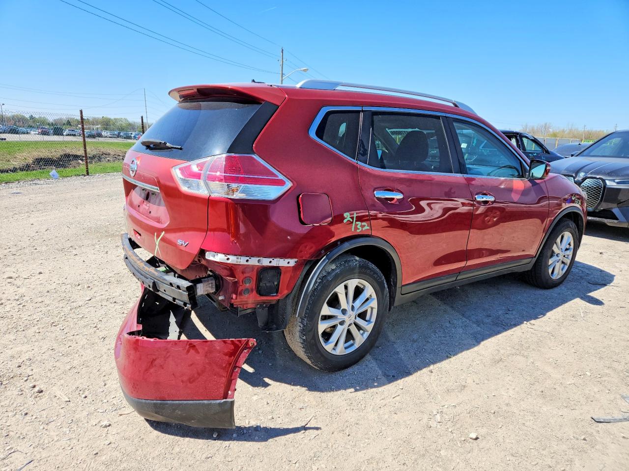 2016 NISSAN ROGUE SV photo 5