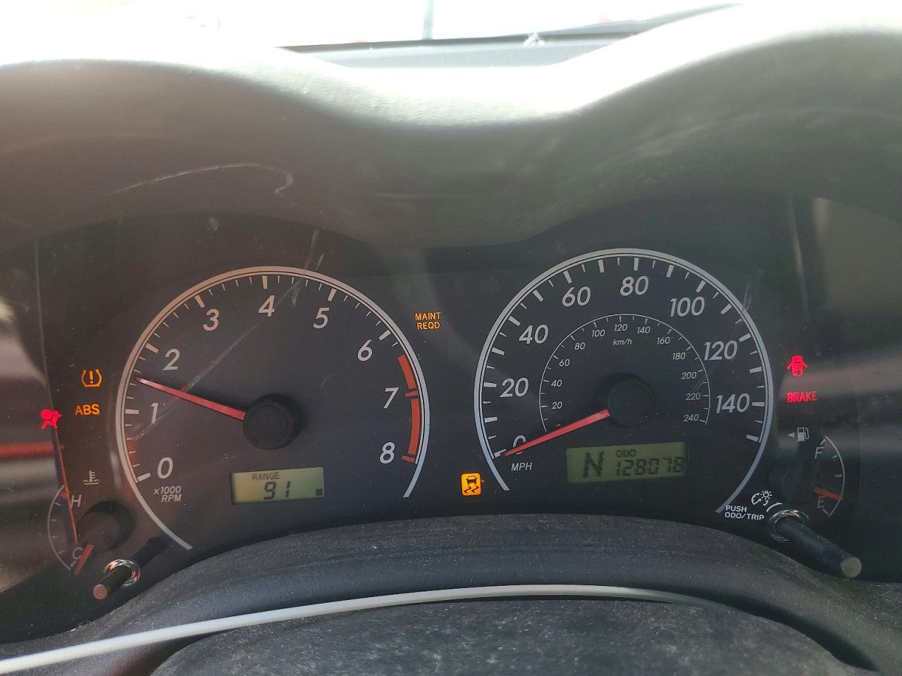 2012 TOYOTA COROLLA L photo 17