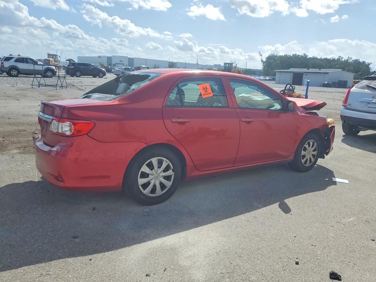 2012 TOYOTA COROLLA L photo 5