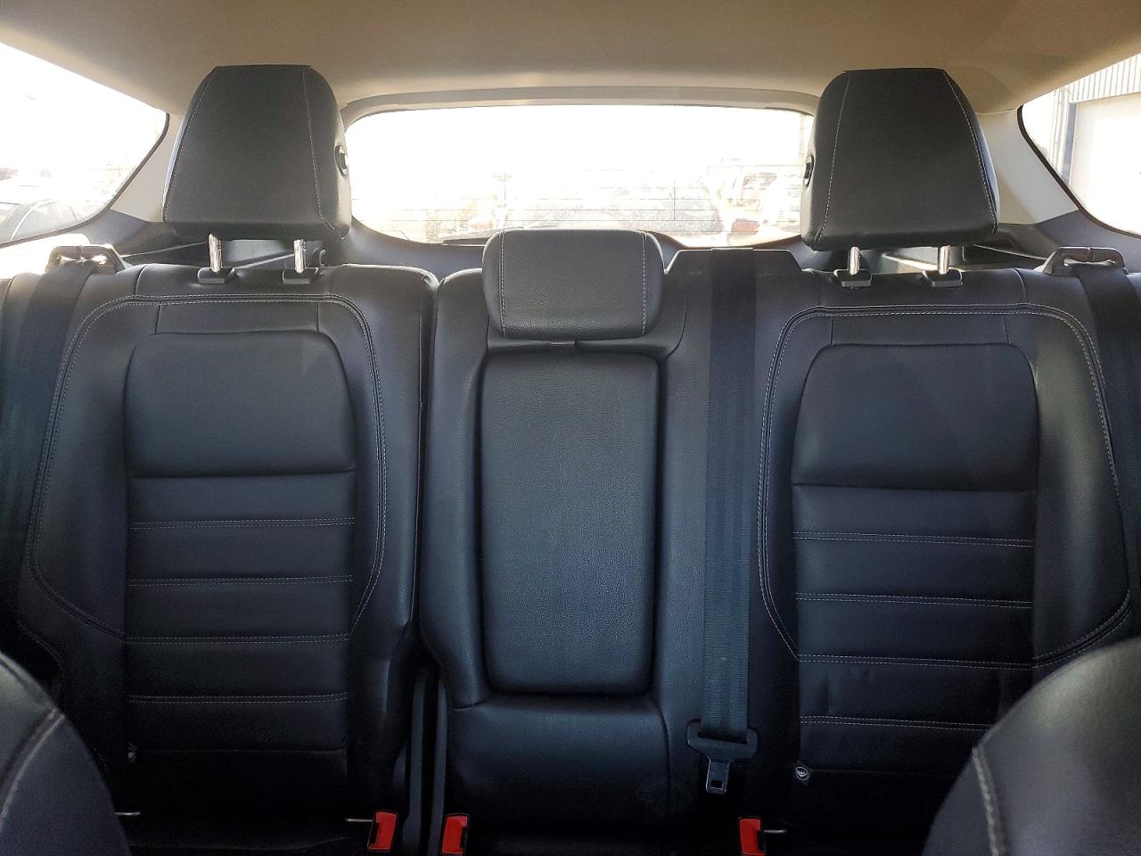 2017 FORD ESCAPE TITANIUM photo 19