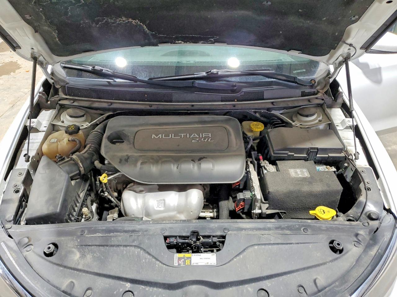 2016 CHRYSLER 200 LIMITED photo 31