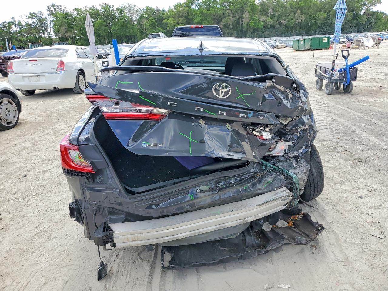 2025 TOYOTA CAMRY LE photo 16