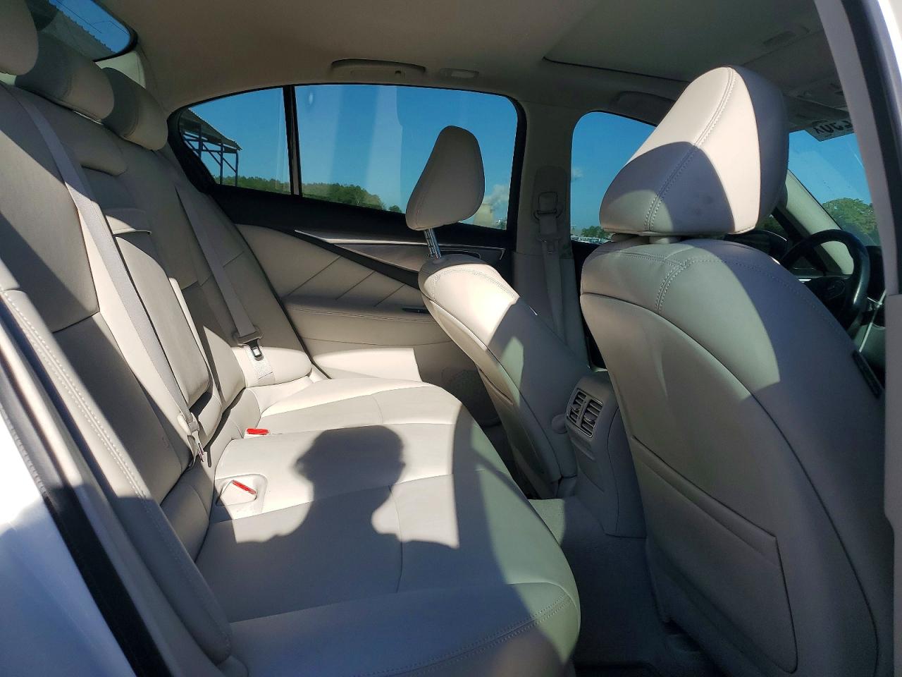 2015 INFINITI Q50 PREMIUM photo 19