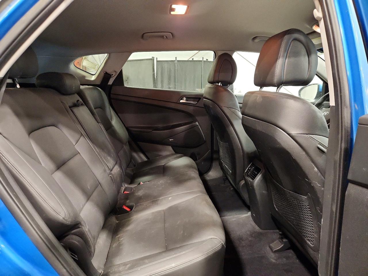 2017 HYUNDAI TUCSON SE PLUS photo 31