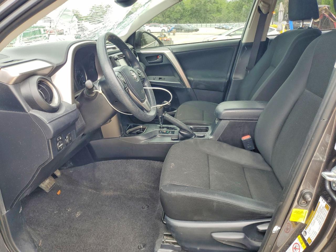 2018 TOYOTA RAV4 LE photo 7
