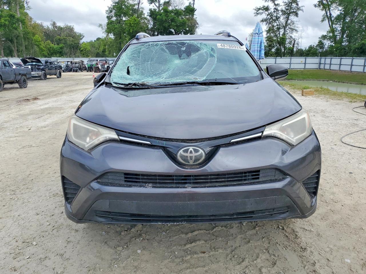 2018 TOYOTA RAV4 LE photo 5
