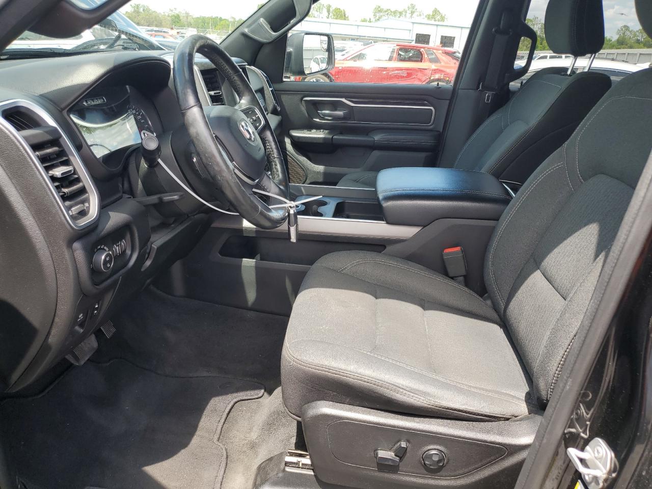 2019 RAM 1500 BIG HORN photo 13