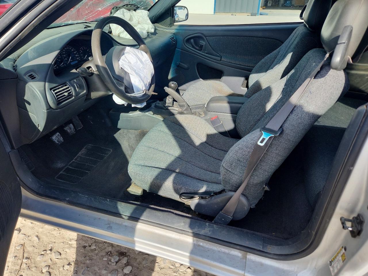 2004 CHEVROLET CAVALIER photo 7