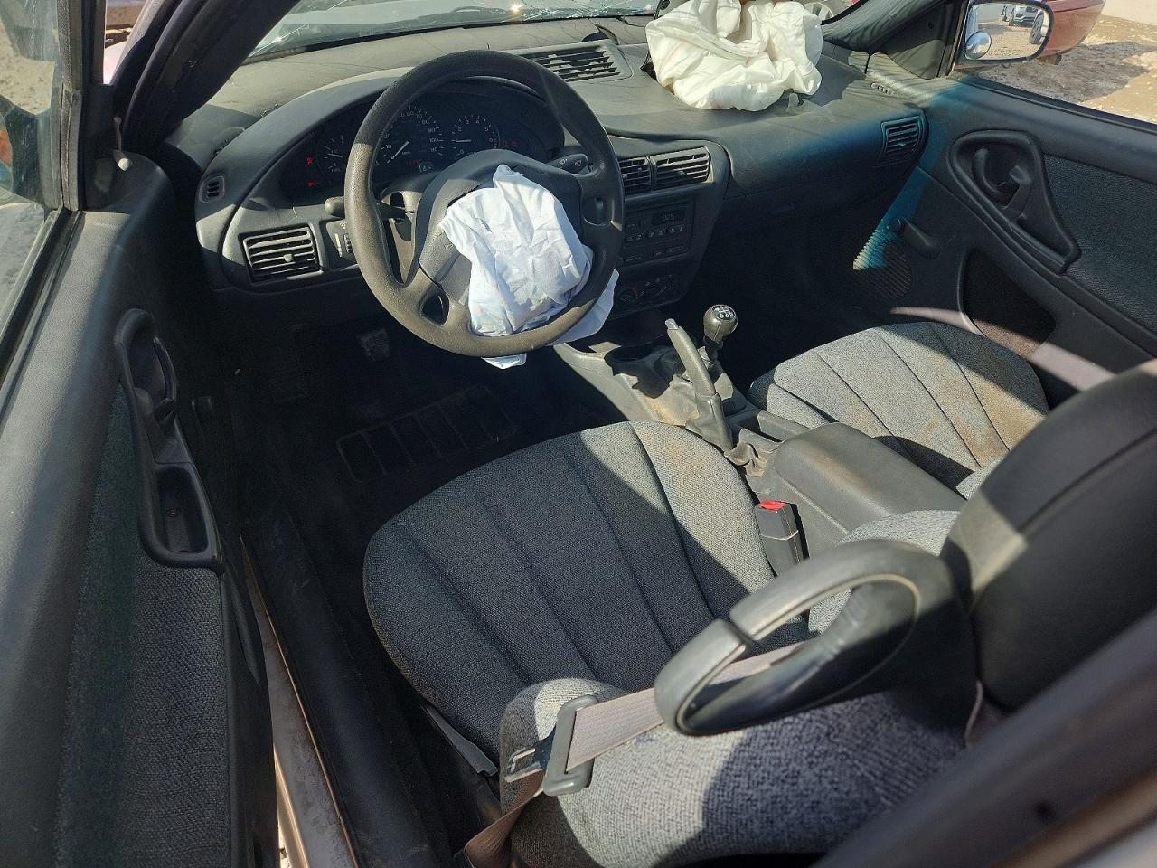 2004 CHEVROLET CAVALIER photo 8