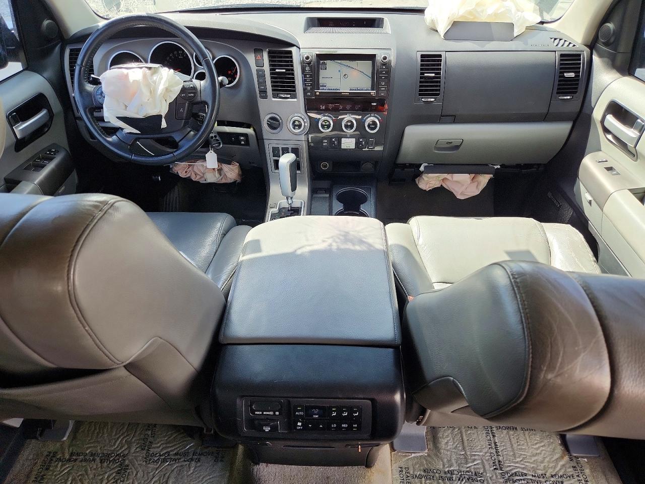 2011 TOYOTA SEQUOIA LIMITED photo 22