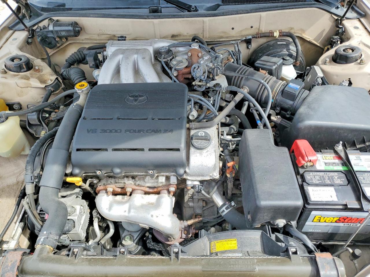 1995 TOYOTA CAMRY LE V6 photo 21