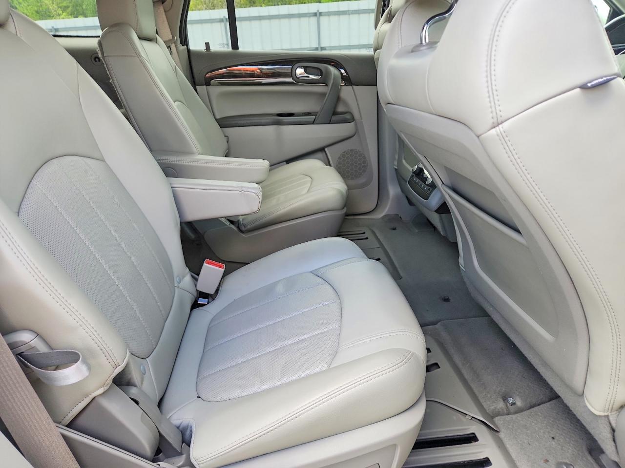2015 BUICK ENCLAVE photo 31