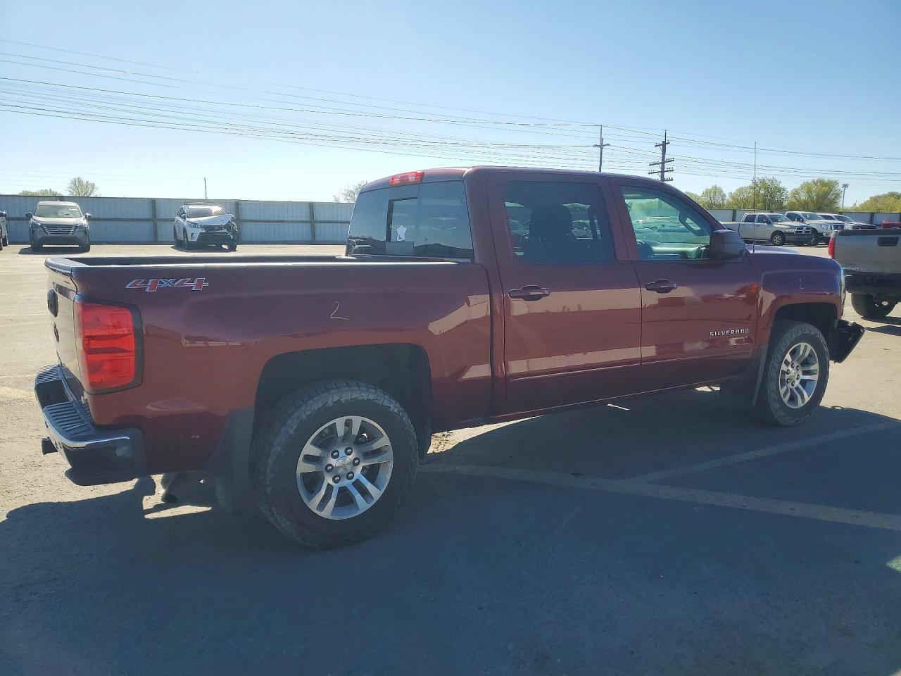 2017 CHEVROLET SILVERADO K1500 LT photo 5