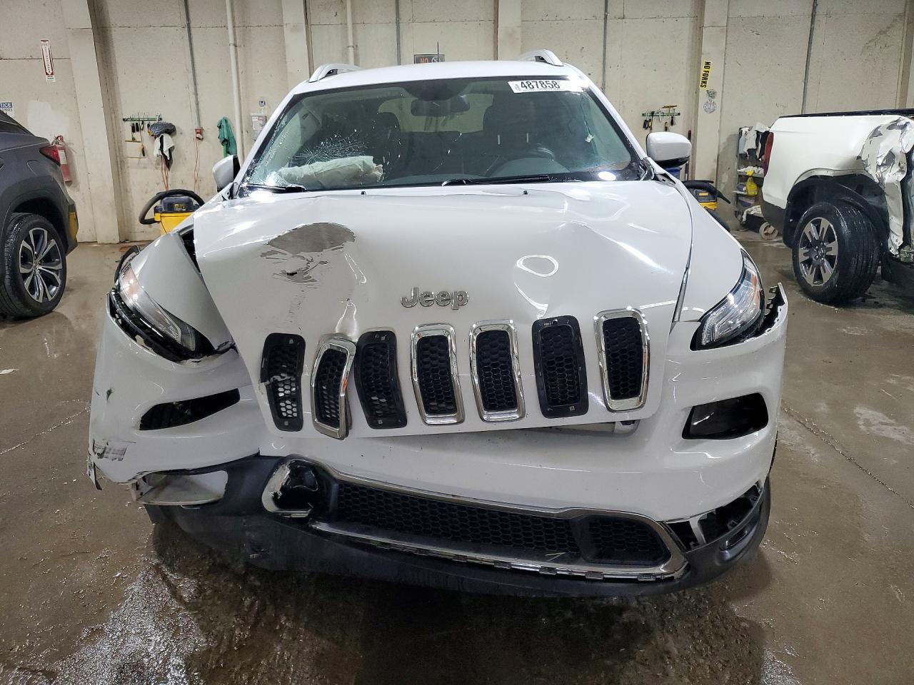 2017 JEEP CHEROKEE LIMITED photo 5