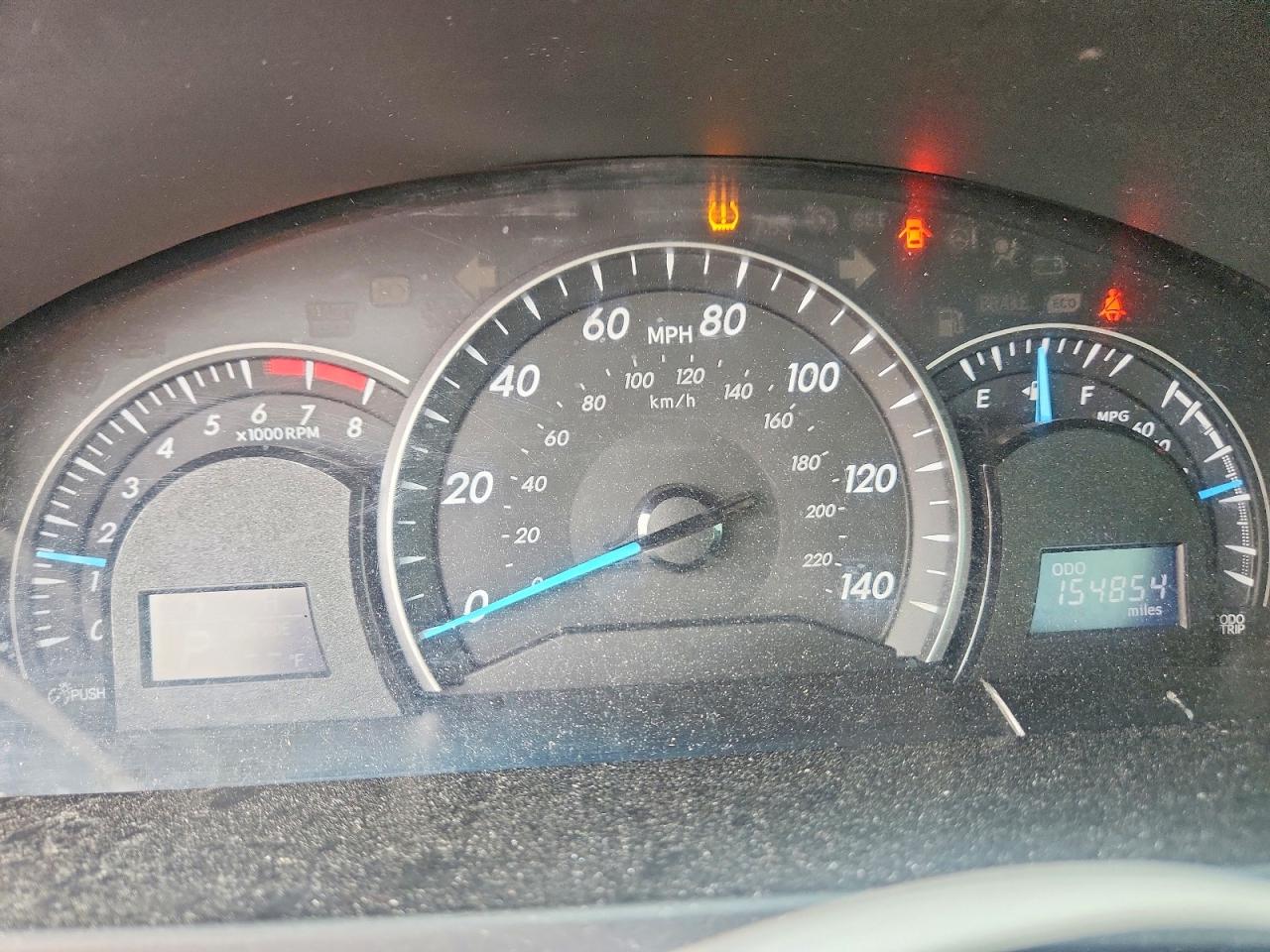 2014 TOYOTA CAMRY LE photo 17
