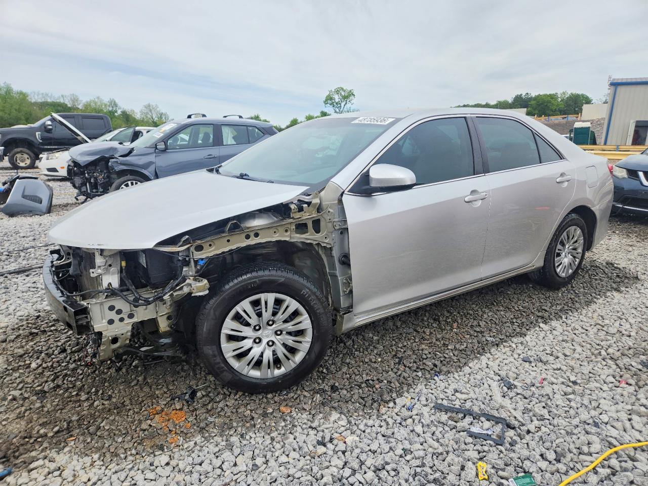 2014 TOYOTA CAMRY