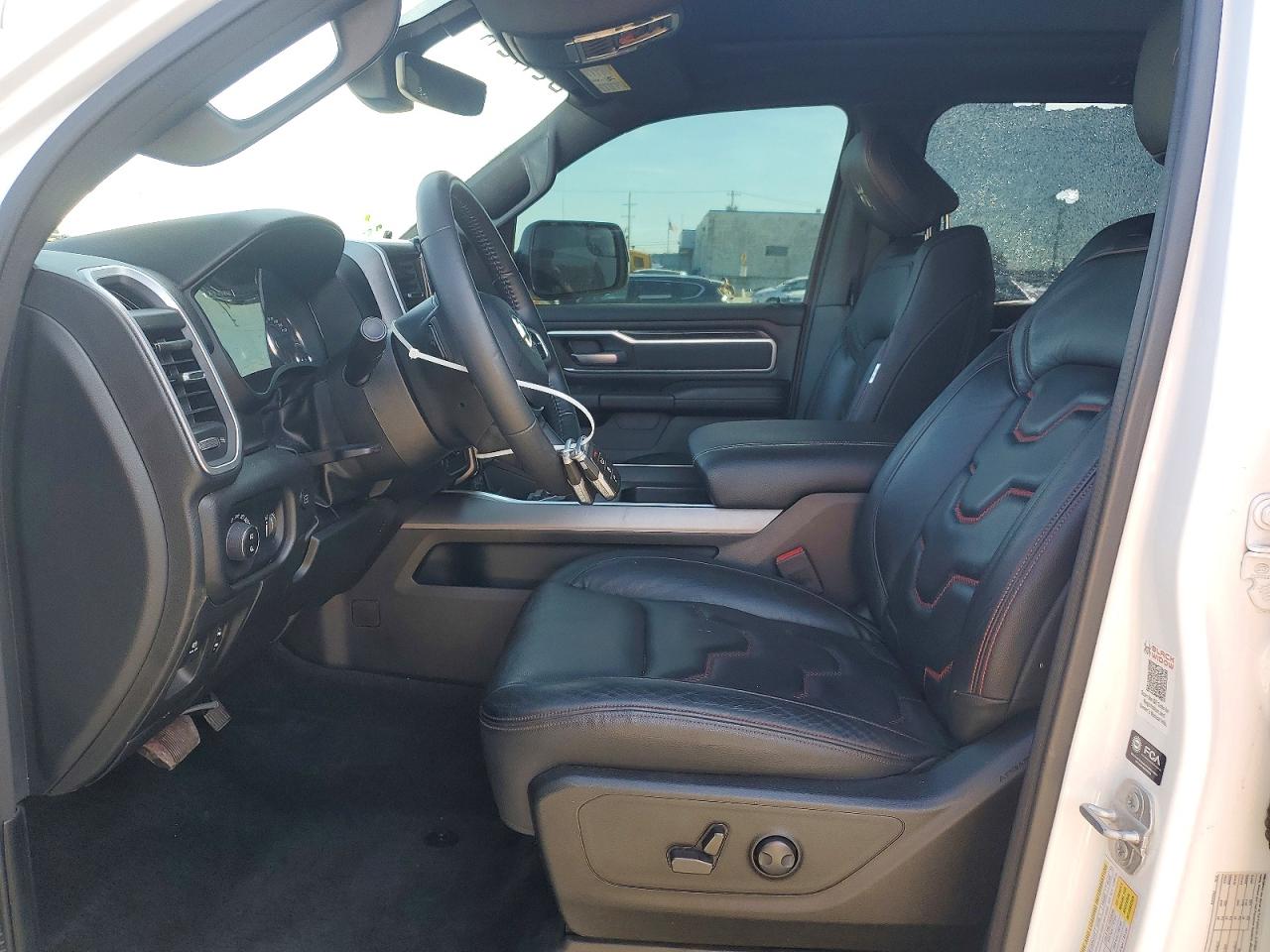 2023 RAM 1500 BIG HORN photo 19