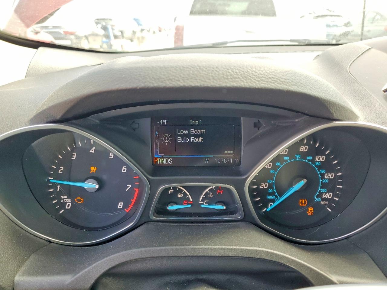 2016 FORD ESCAPE SE photo 25