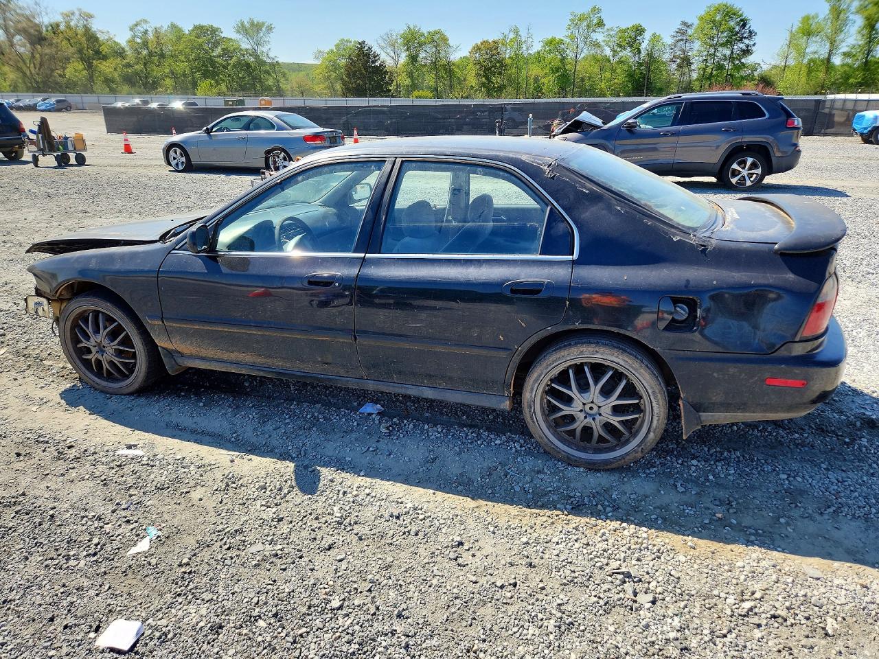 1997 HONDA ACCORD photo 3
