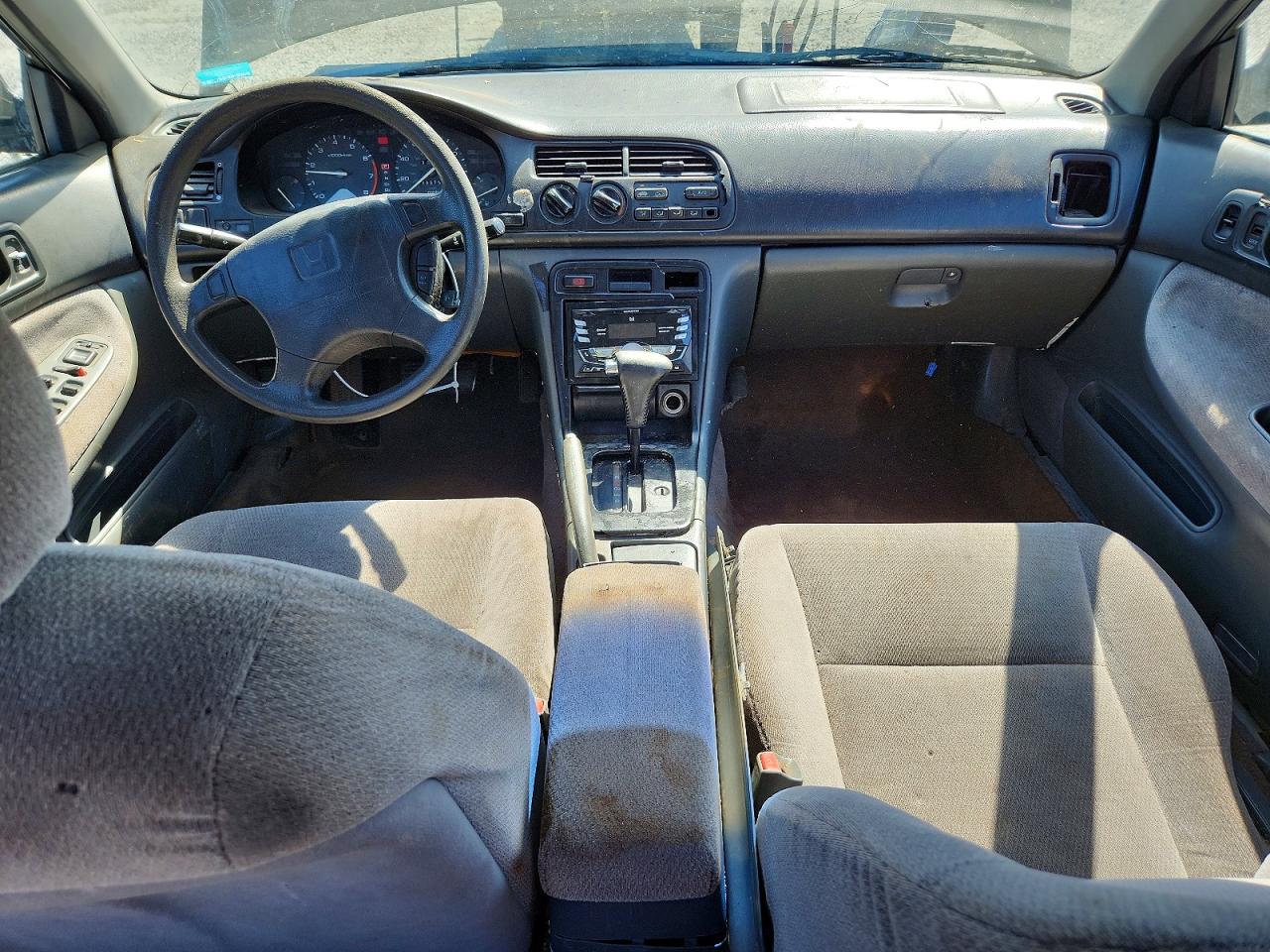 1997 HONDA ACCORD photo 15