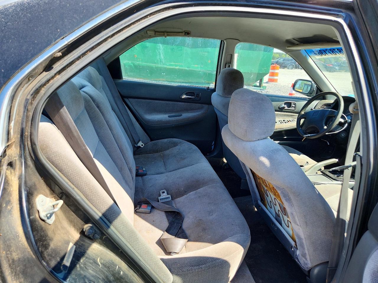 1997 HONDA ACCORD photo 19