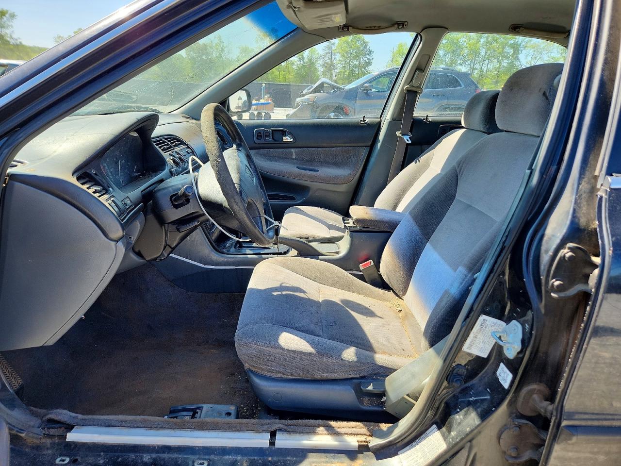 1997 HONDA ACCORD photo 13