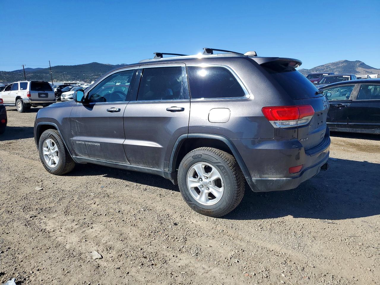 2014 JEEP GRAND CHEROKEE LAREDO photo 3