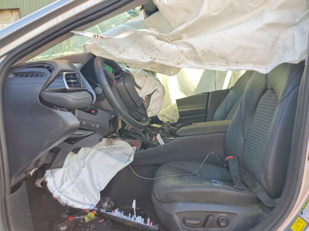 2021 TOYOTA CAMRY SE photo 13