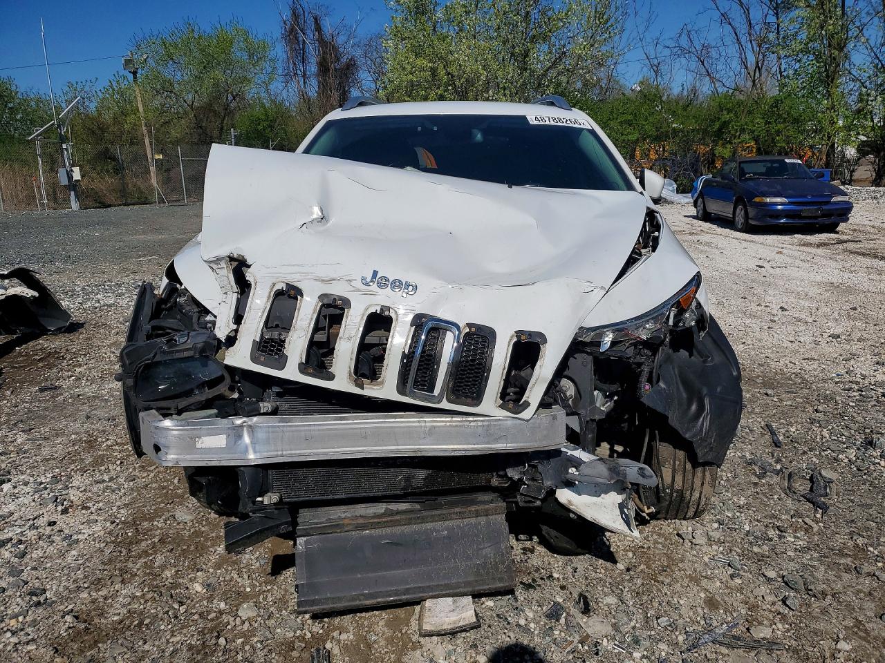 2016 JEEP CHEROKEE LATITUDE photo 9