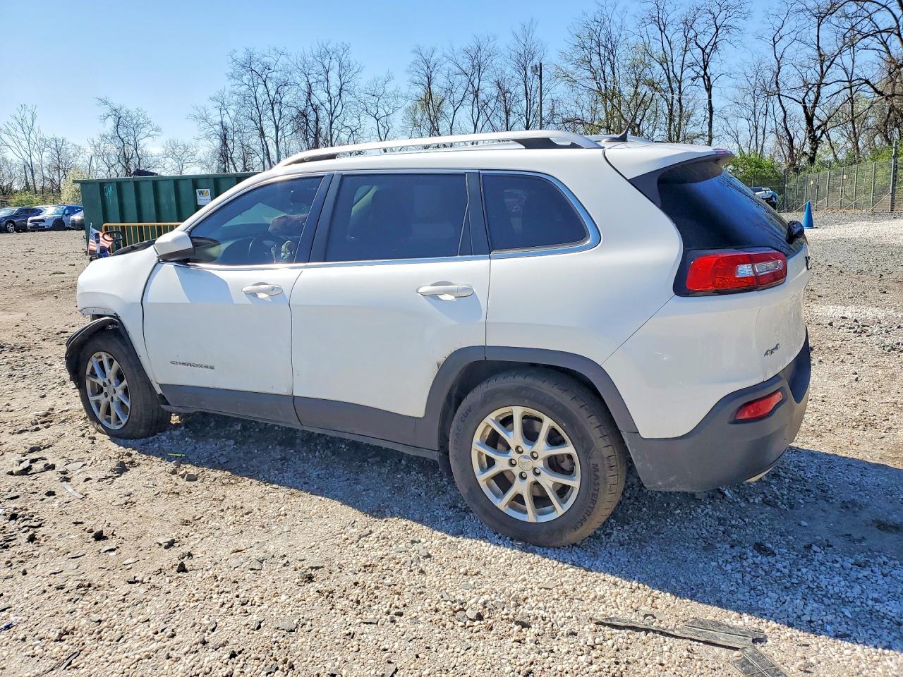 2016 JEEP CHEROKEE LATITUDE photo 3