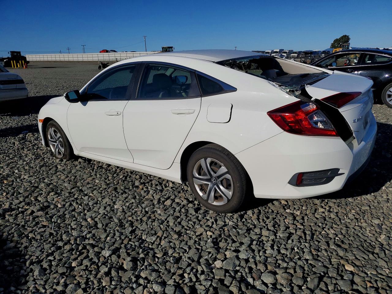 2017 HONDA CIVIC LX photo 2