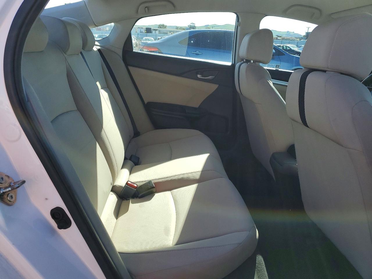 2017 HONDA CIVIC LX photo 10