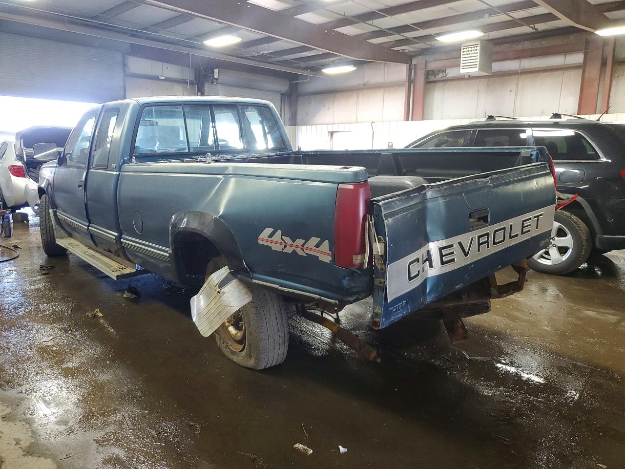1991 CHEVROLET GMT-400 K2500 photo 4