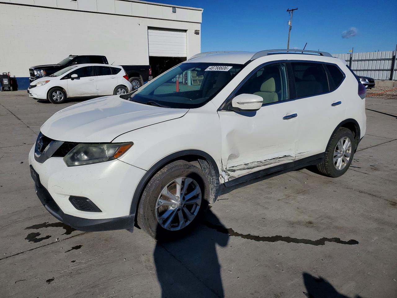 2014 NISSAN ROGUE