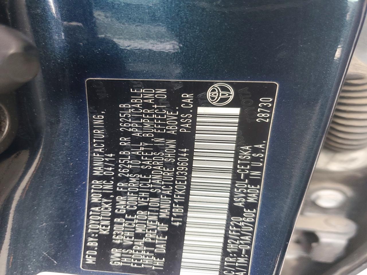 2014 TOYOTA CAMRY SE photo 25