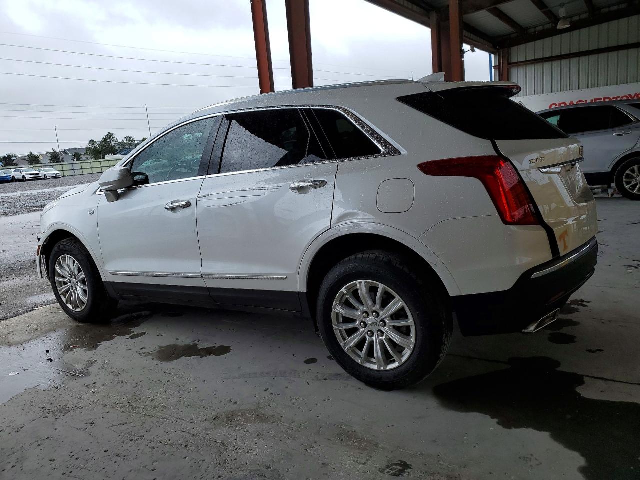 2019 CADILLAC XT5 photo 3