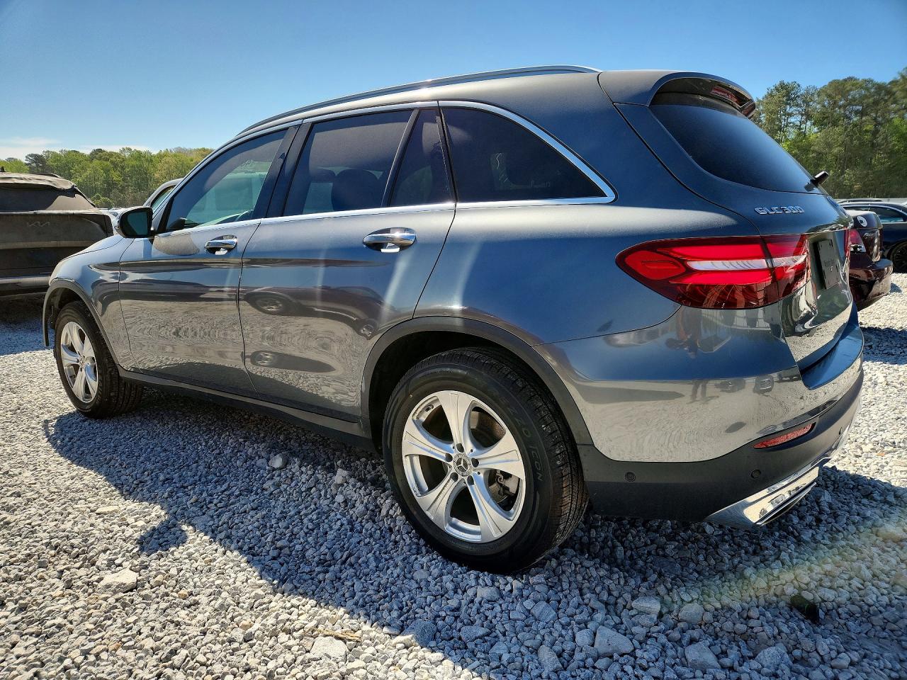 2018 MERCEDES-BENZ GLC 300 photo 4