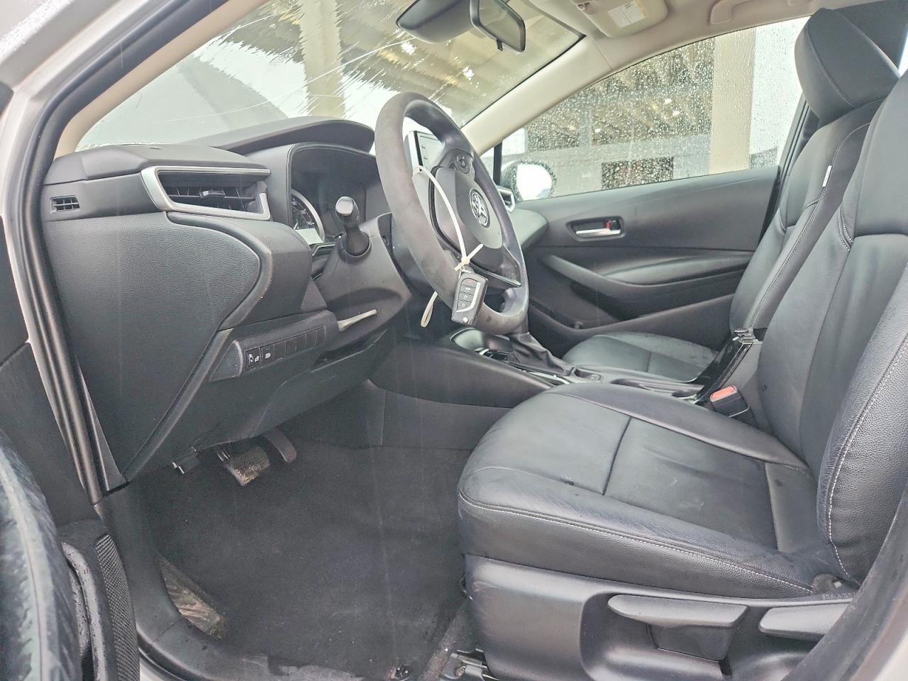 2021 TOYOTA COROLLA LE photo 13