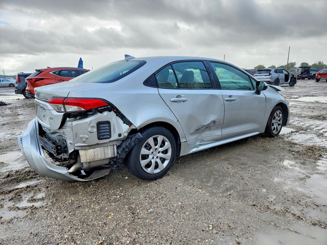 2021 TOYOTA COROLLA LE photo 5