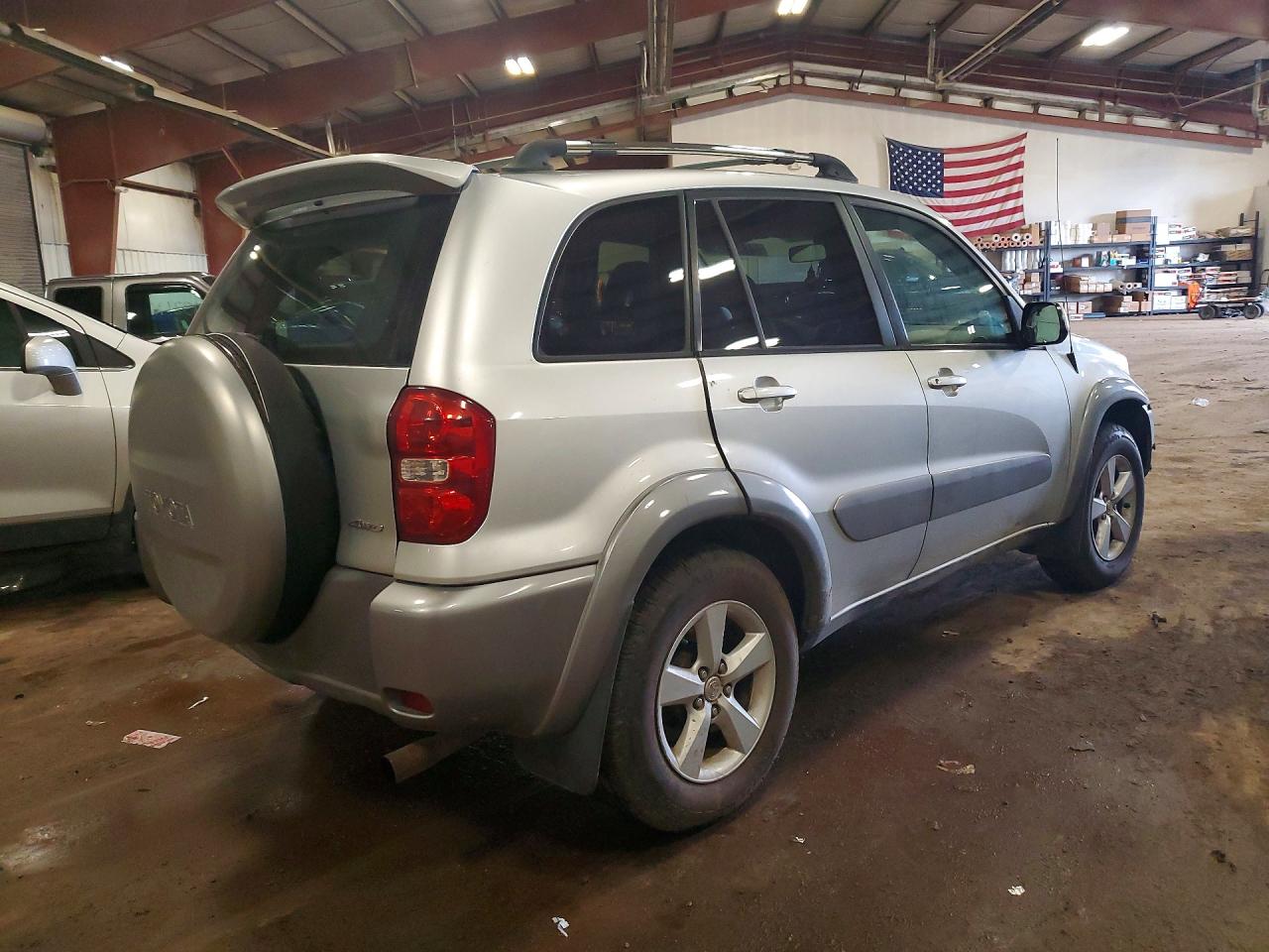 2004 TOYOTA RAV4 BASE photo 7