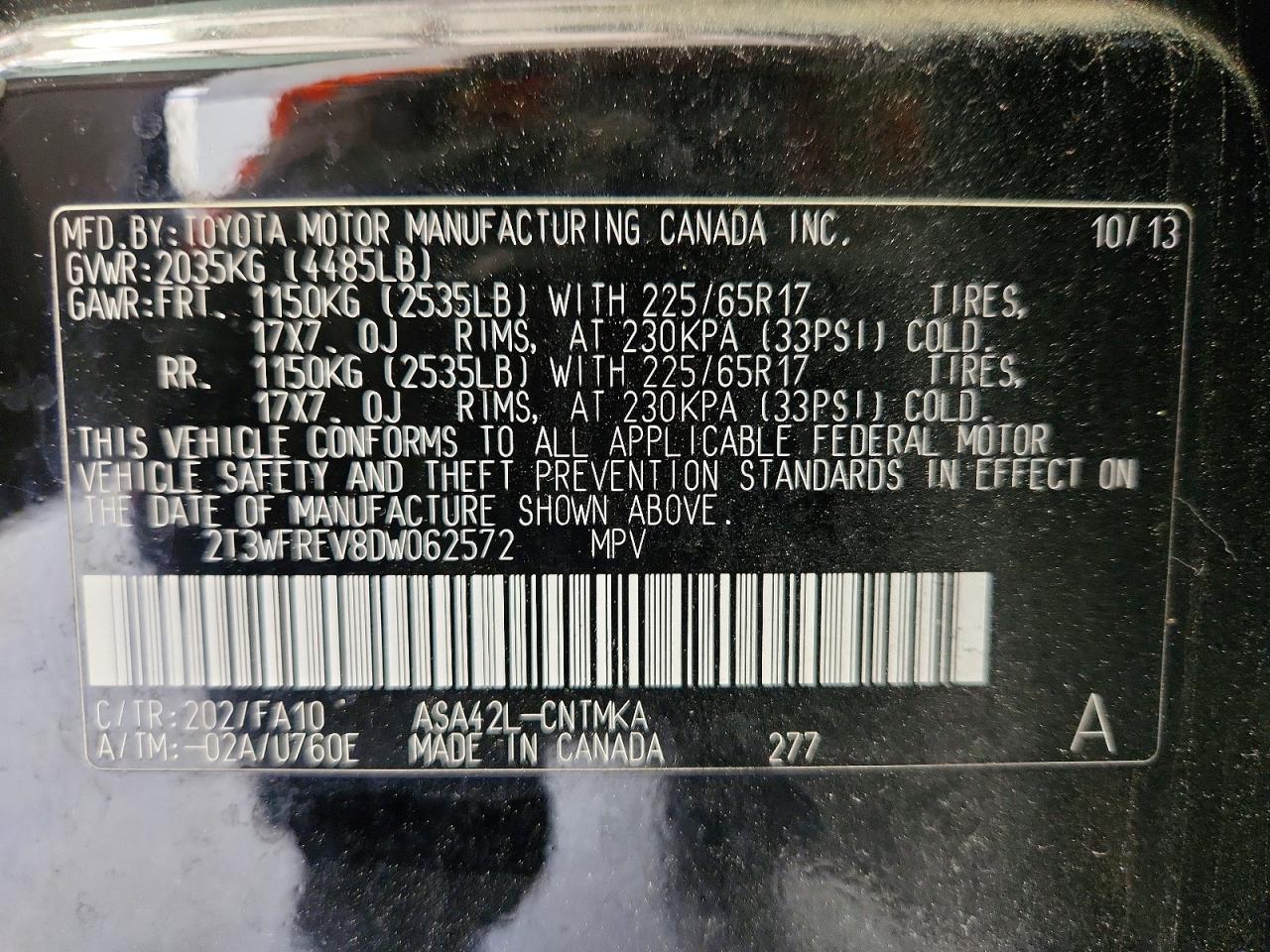 2013 TOYOTA RAV4 XLE photo 27