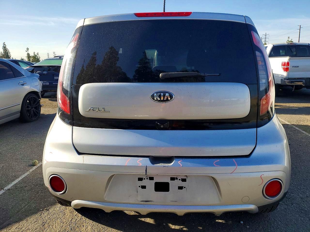 2018 KIA SOUL + photo 16