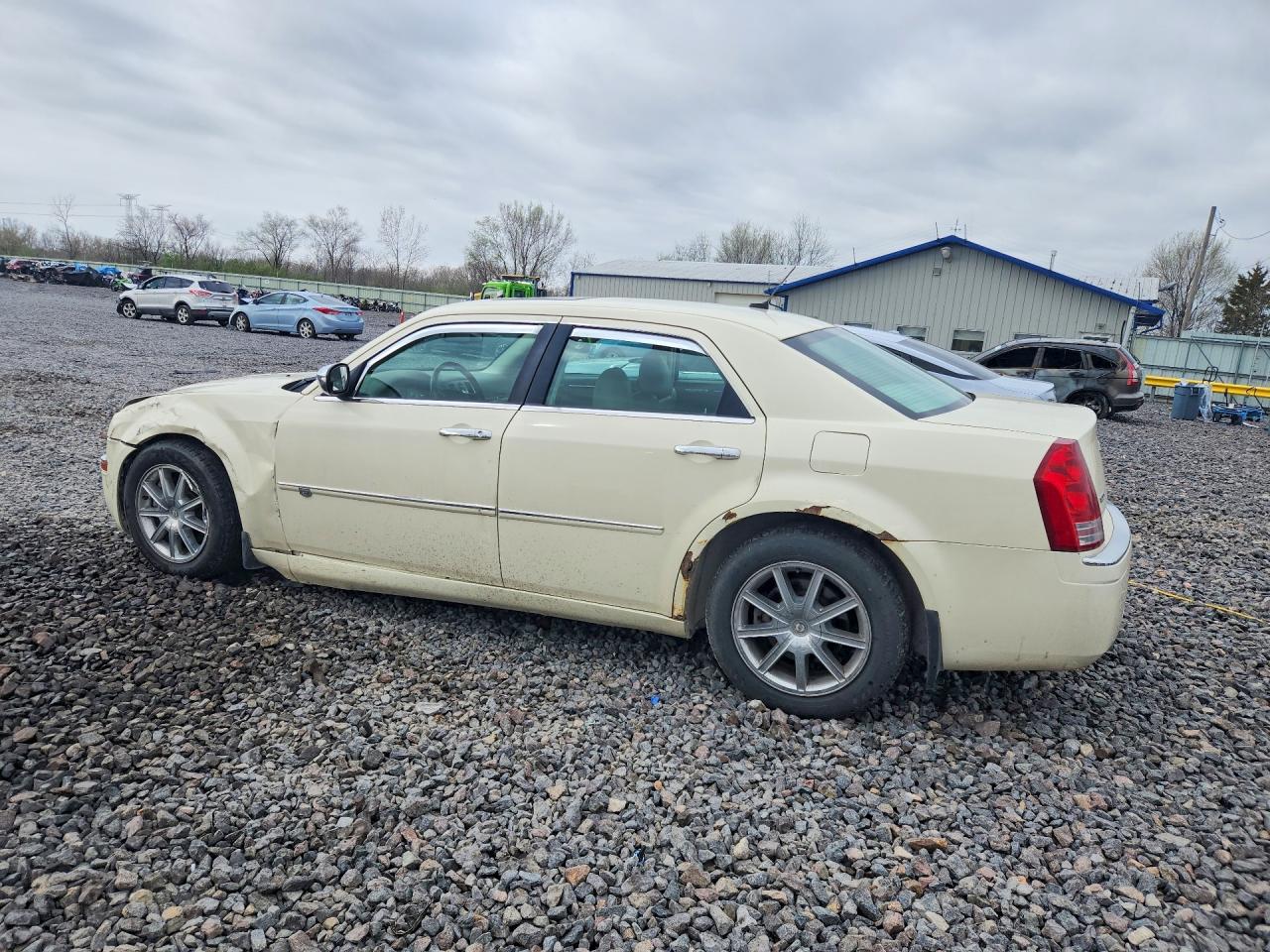 2008 CHRYSLER 300C photo 4